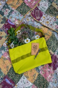 messenger bag blanket flowers
